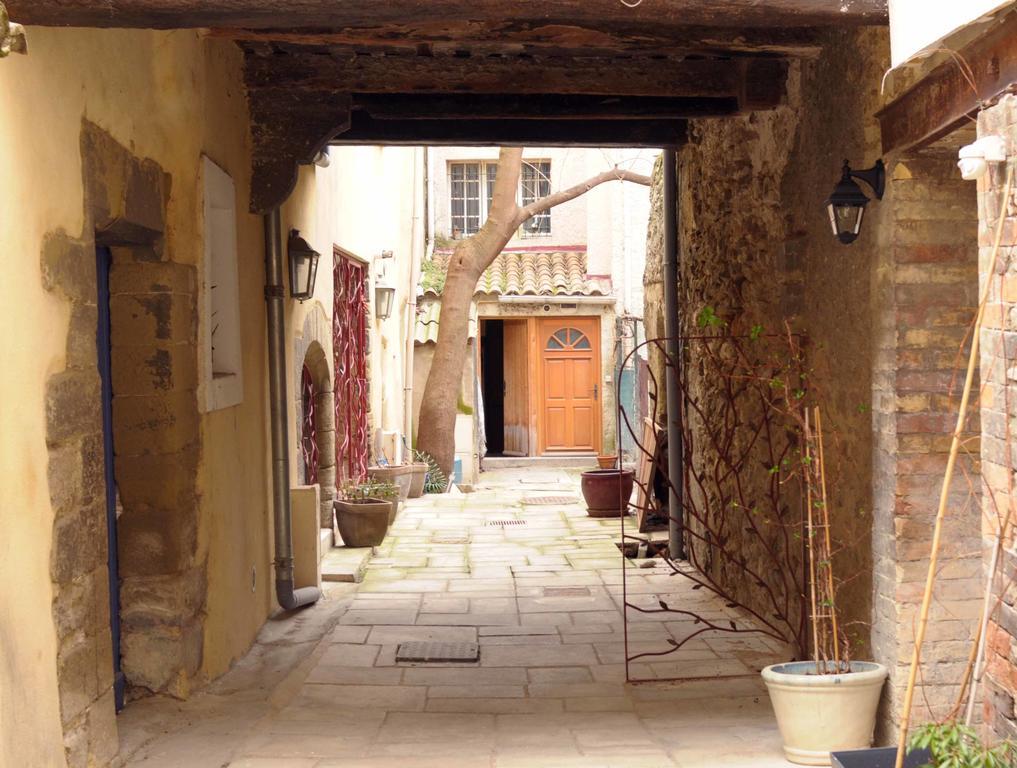 شقة LʼIsle-sur-la-Sorgue  في Lou Magnan الغرفة الصورة